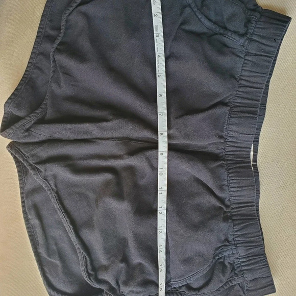 Madewell black size s pull on shorts - Picture 4 of 4